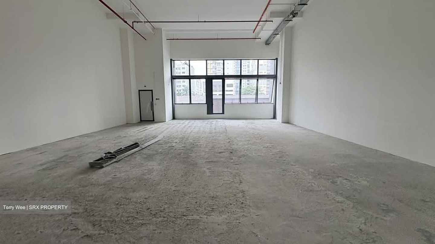 Space 18 (D12), Factory #575906081
